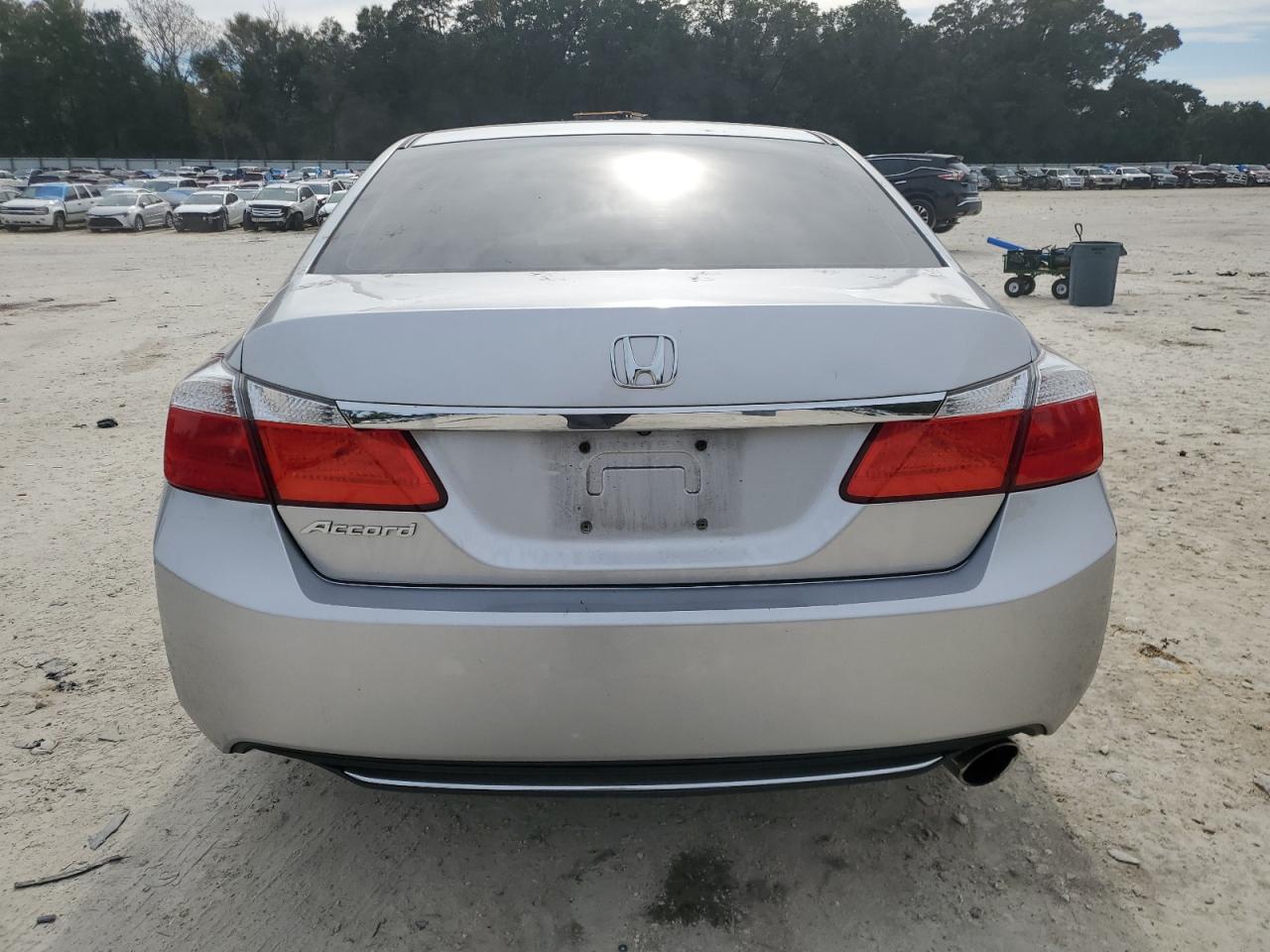 1HGCR2F39DA153932 2013 Honda Accord Lx