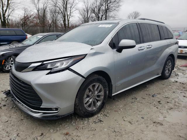 2021 Toyota Sienna XLE