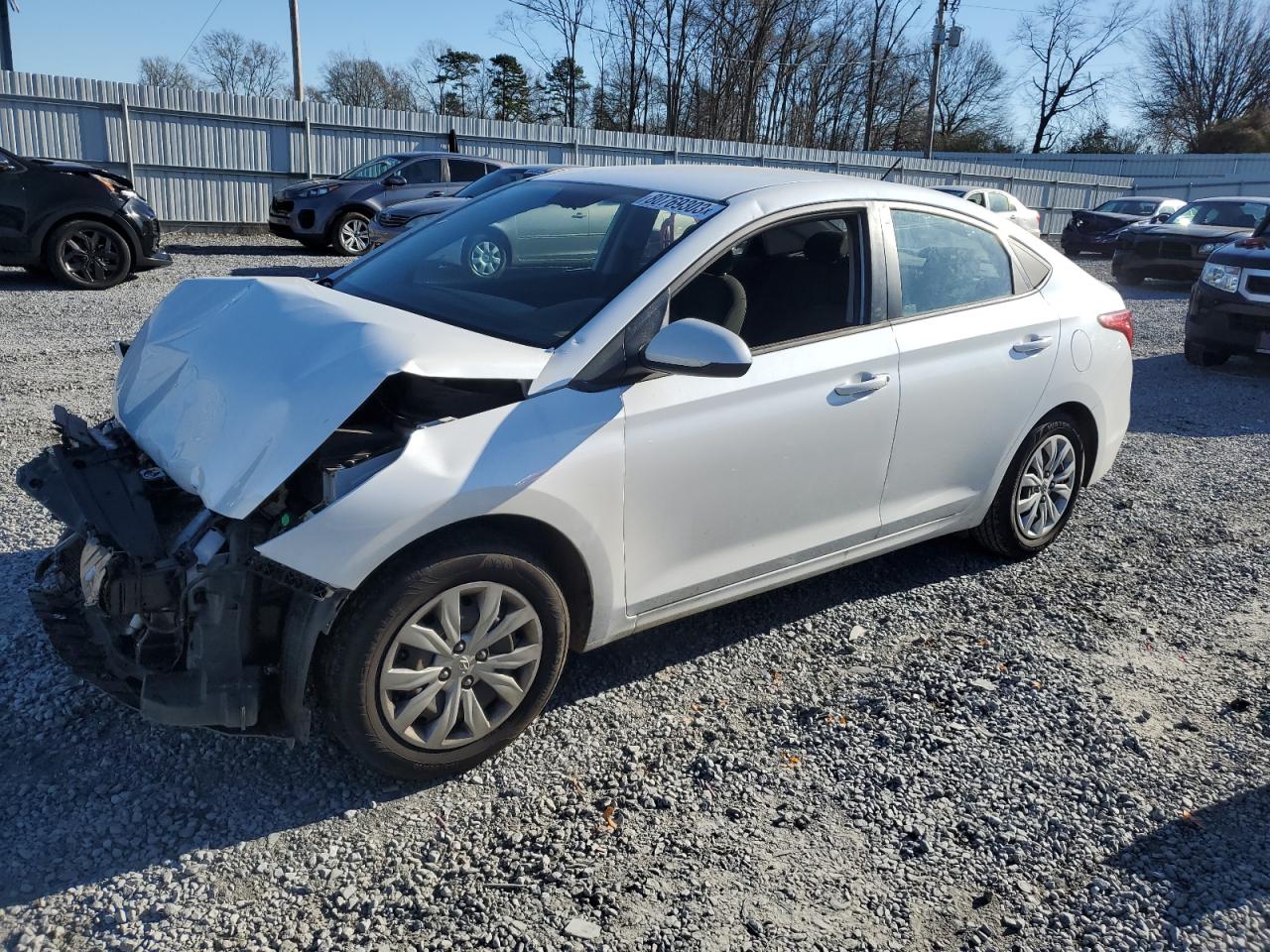 3KPC24A38KE046743 2019 Hyundai Accent Se