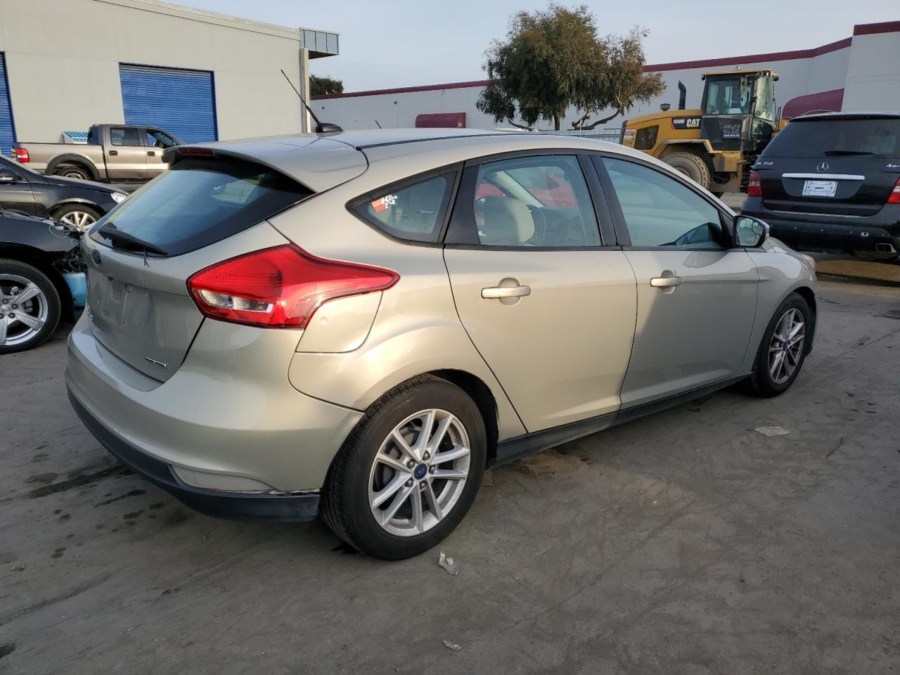 1FADP3K23FL317135 2015 Ford Focus Se