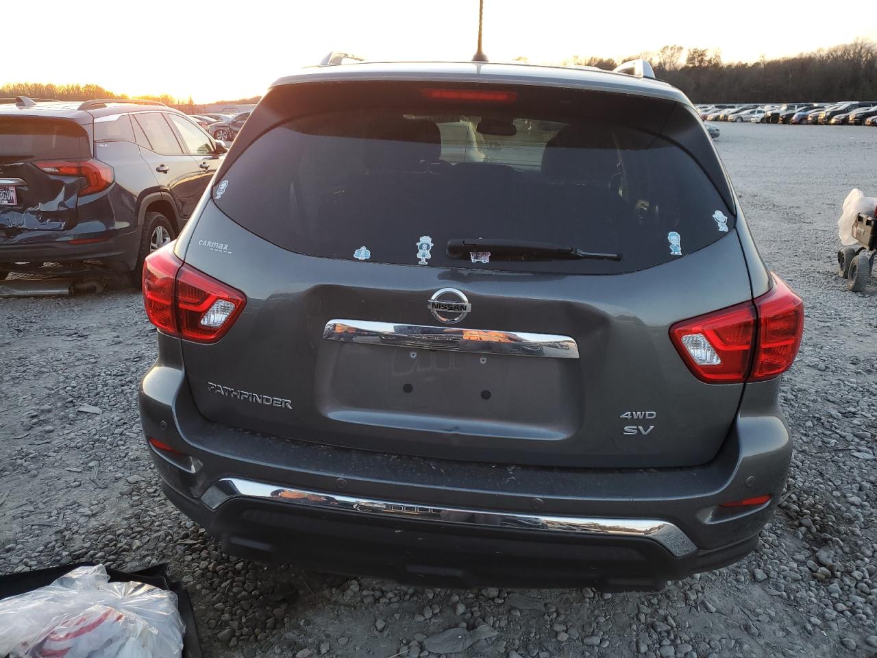 5N1DR2MM4JC637324 NISSAN PATHFINDER 2018