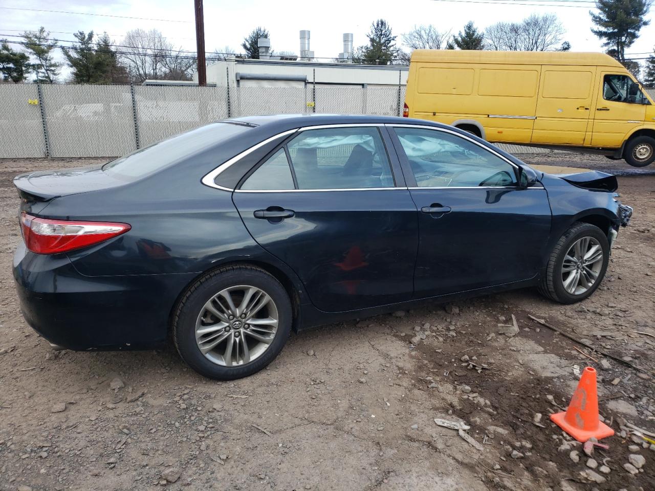 4T1BF1FK0GU201949 TOYOTA CAMRY 2016