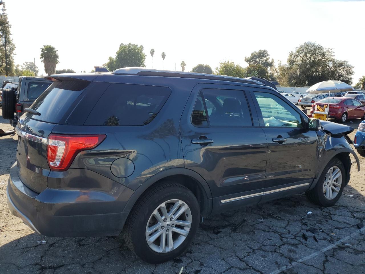1FM5K7D87HGB22071 FORD EXPLORER 2017