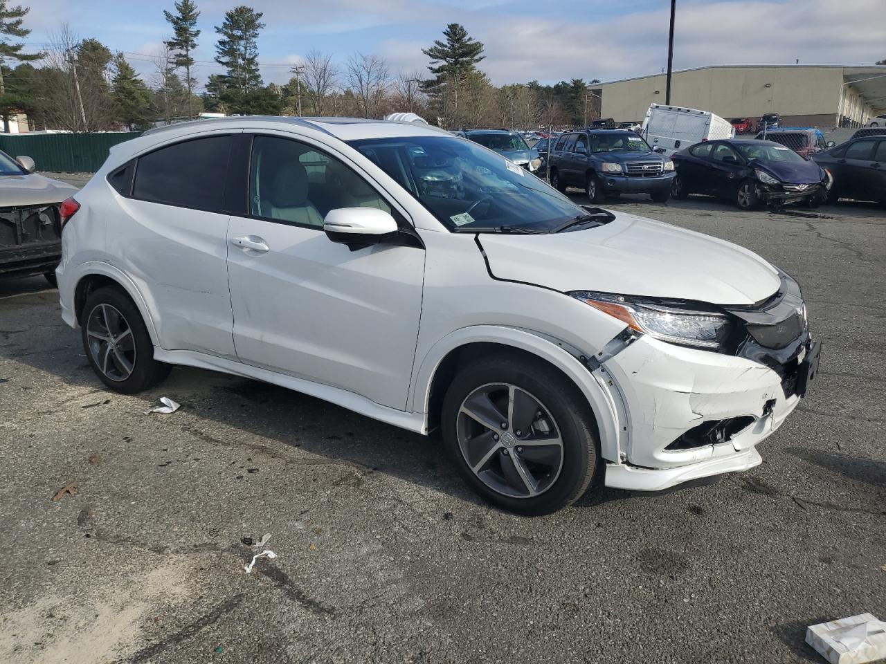 3CZRU6H96KM724979 HONDA HR-V 2019