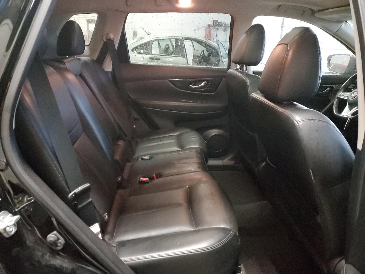 JN8AT2MV0JW316532 NISSAN ROGUE 2018