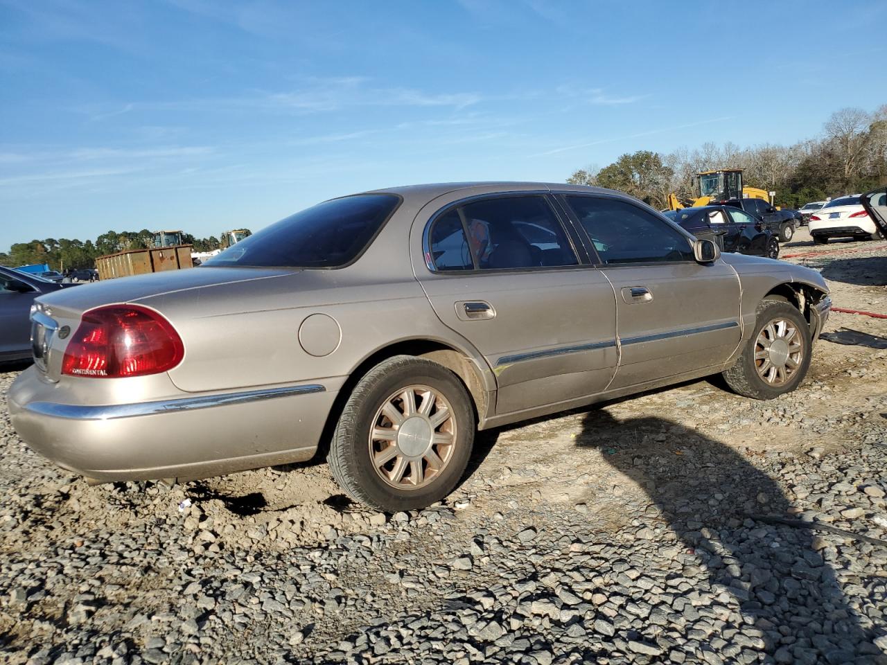 1LNHM97V52Y700299 2002 Lincoln Continental