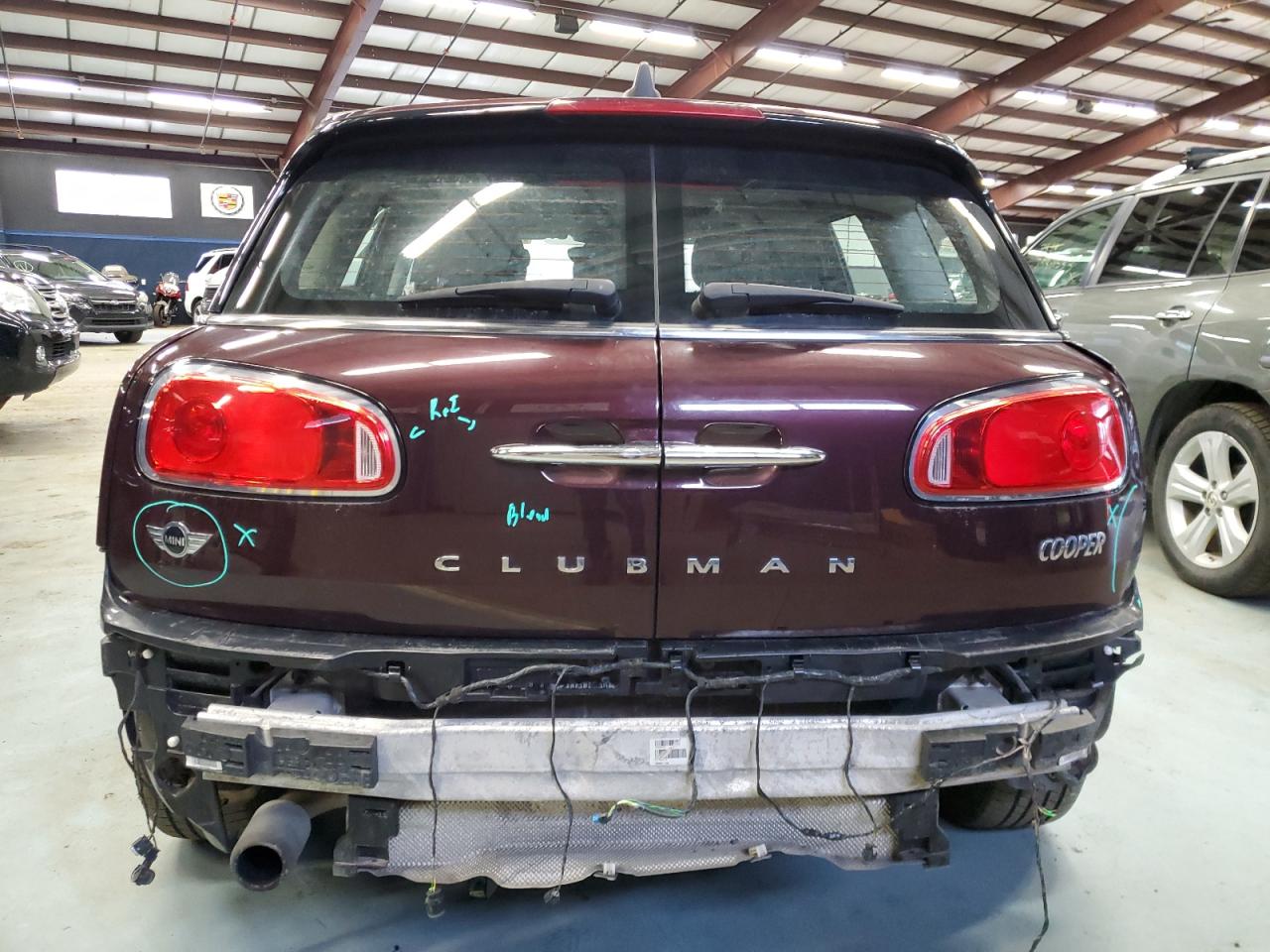 WMWLU1C53J2F29284 2018 Mini Cooper Clubman All4