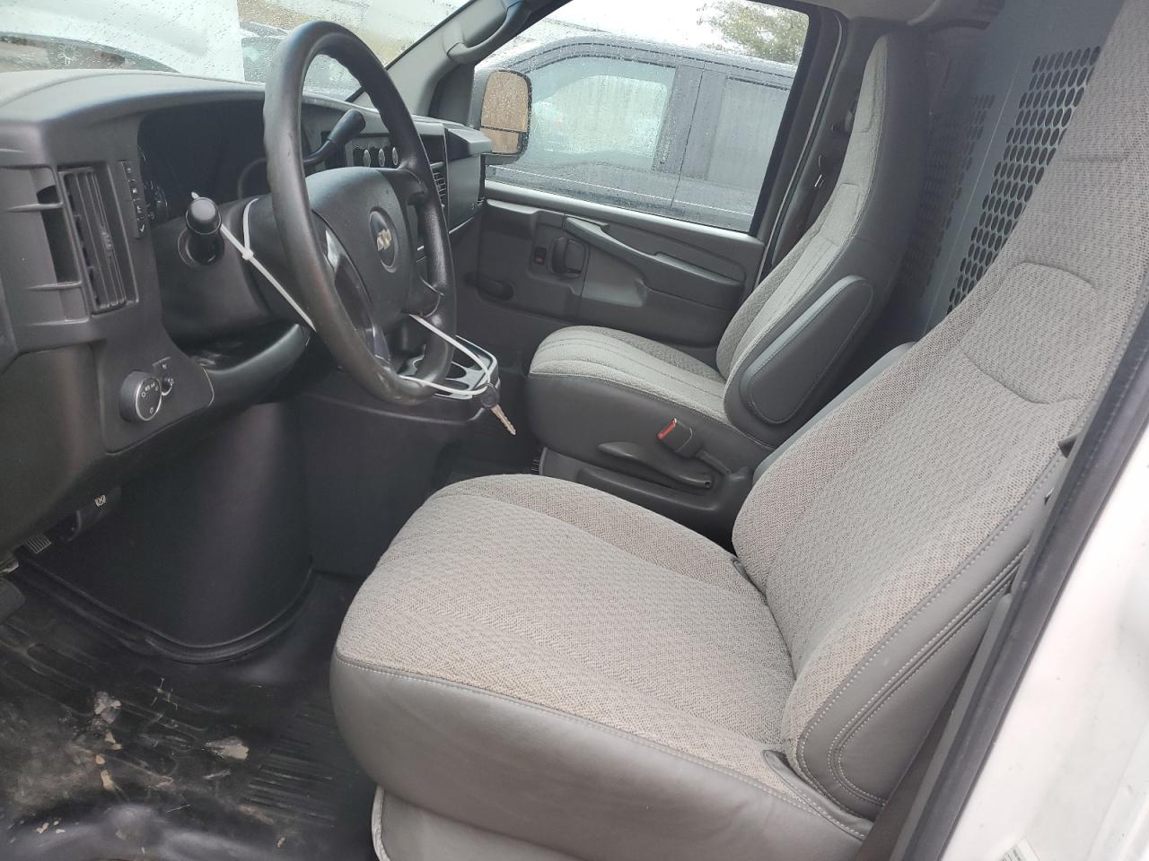 1GCFG15X081114457 2008 Chevrolet Express G1500