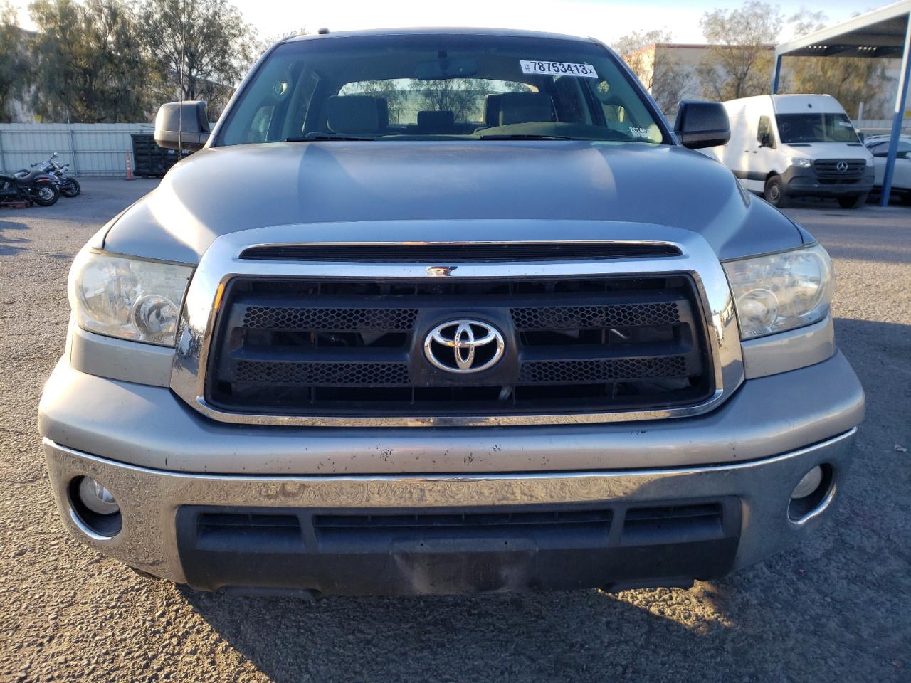 5TFDM5F11DX044735 2013 Toyota Tundra Crewmax Sr5