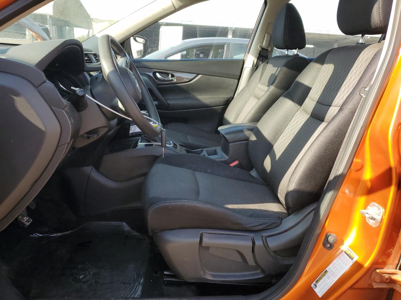 JN8AT2MT5HW152428 NISSAN ROGUE 2017