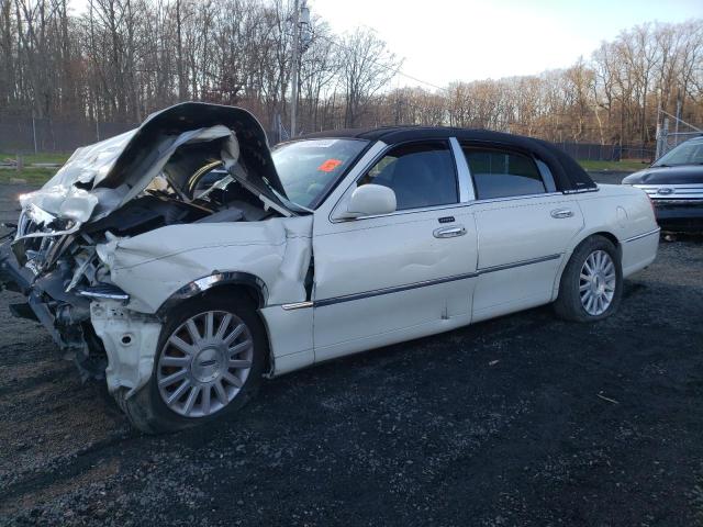 2004 Lincoln Town Car Ultimate