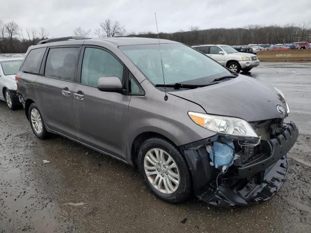 5TDYK3DC8DS403892 | 2013 Toyota sienna xle