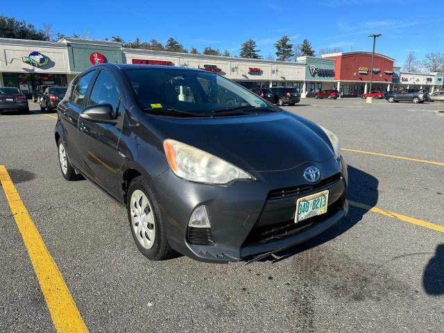 2013 Toyota Prius c 