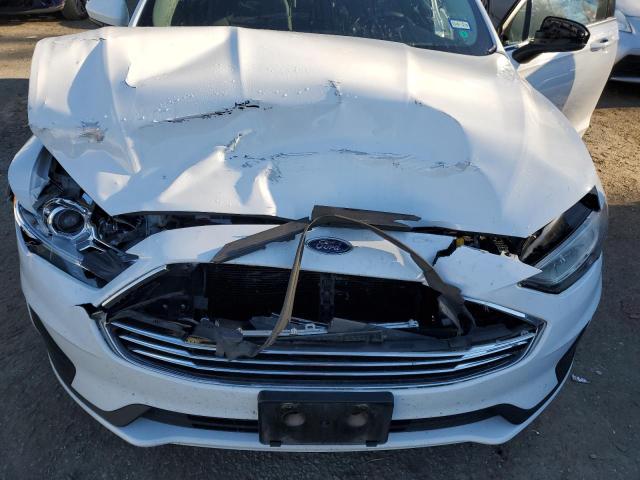 3FA6P0HD1KR132318 | 2019 FORD FUSION SE