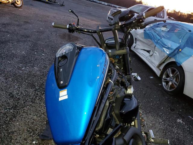 2022 SUZUKI VZR1800 JS1VY53A0N7100284