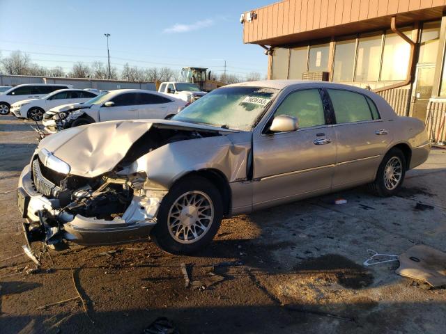 2002 Lincoln Town Car Signature