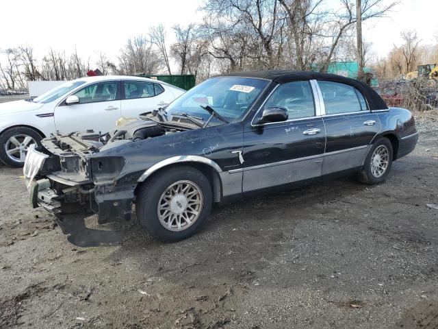 1999 Lincoln Town Car Executive