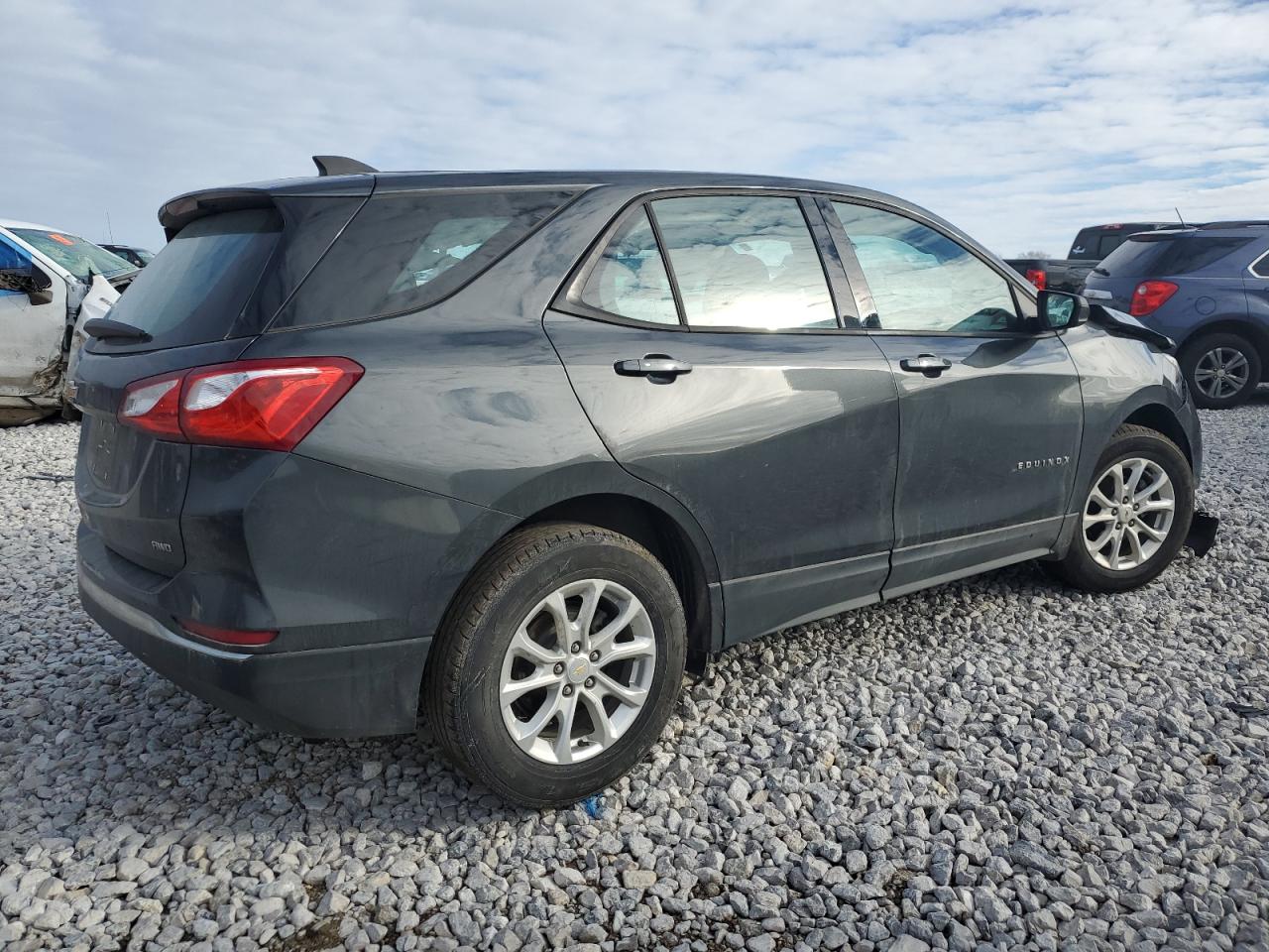 2GNAXREVXJ6305269 CHEVROLET EQUINOX 2018