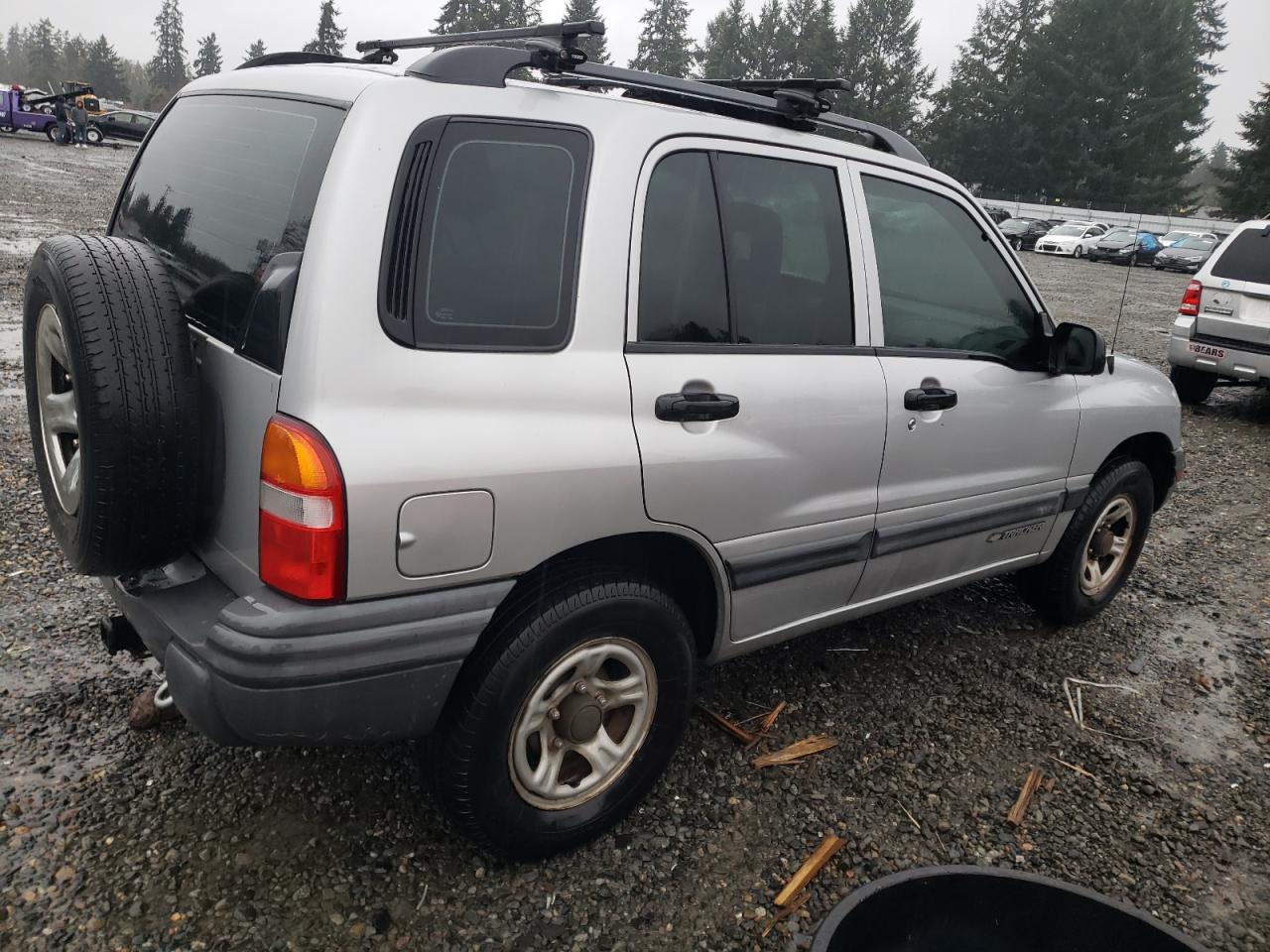 2CNBJ13C636952588 2003 Chevrolet Tracker