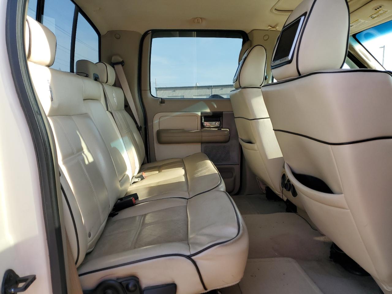 5ltpw18537fj05560 5LTPW18537FJ05560 2007 Lincoln Mark Lt