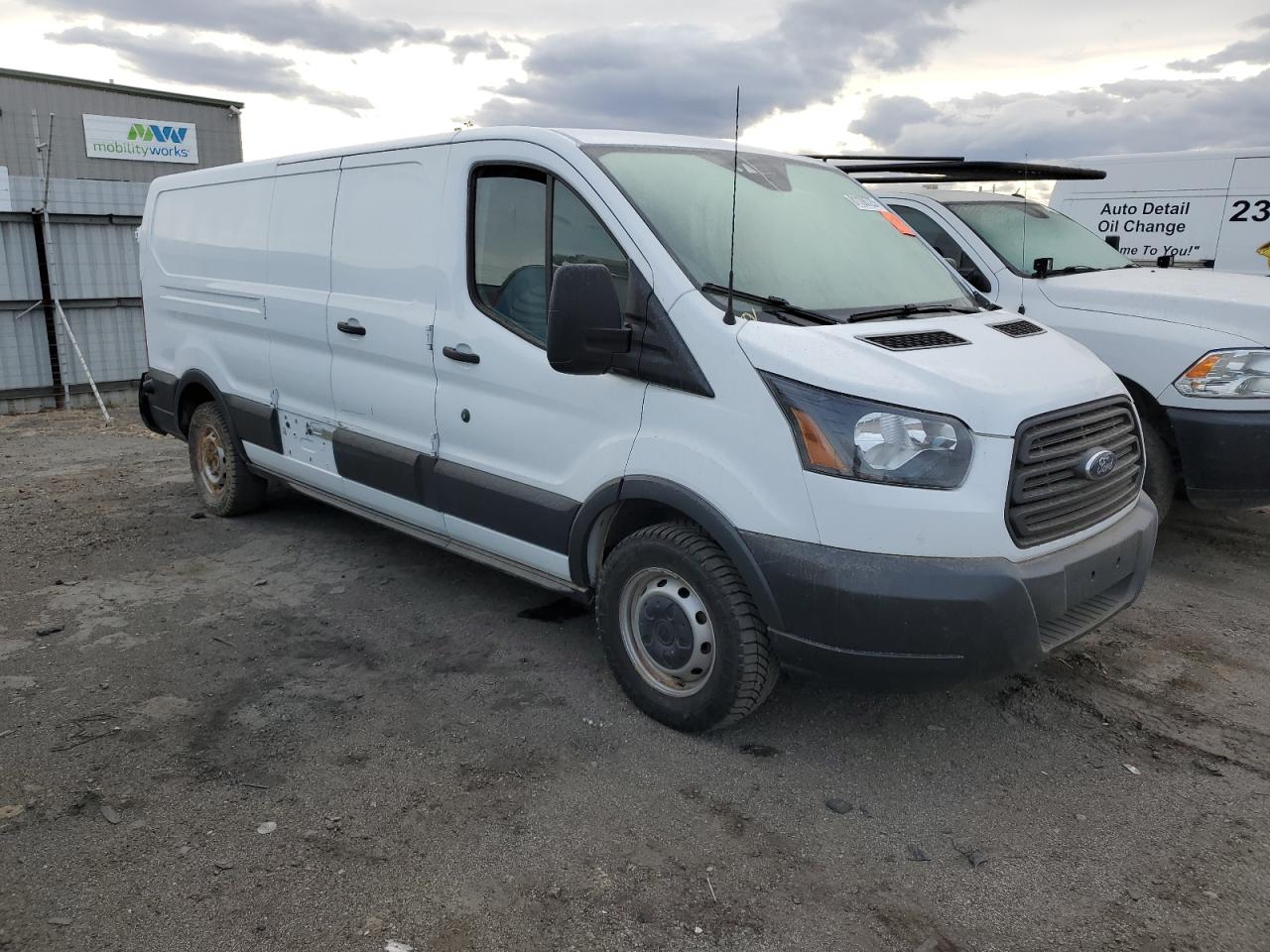 1FTYE92M9JKA01863 FORD TRANSIT 2018