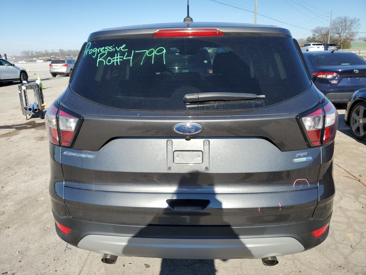 1FMCU9G91HUD45001 FORD ESCAPE 2017