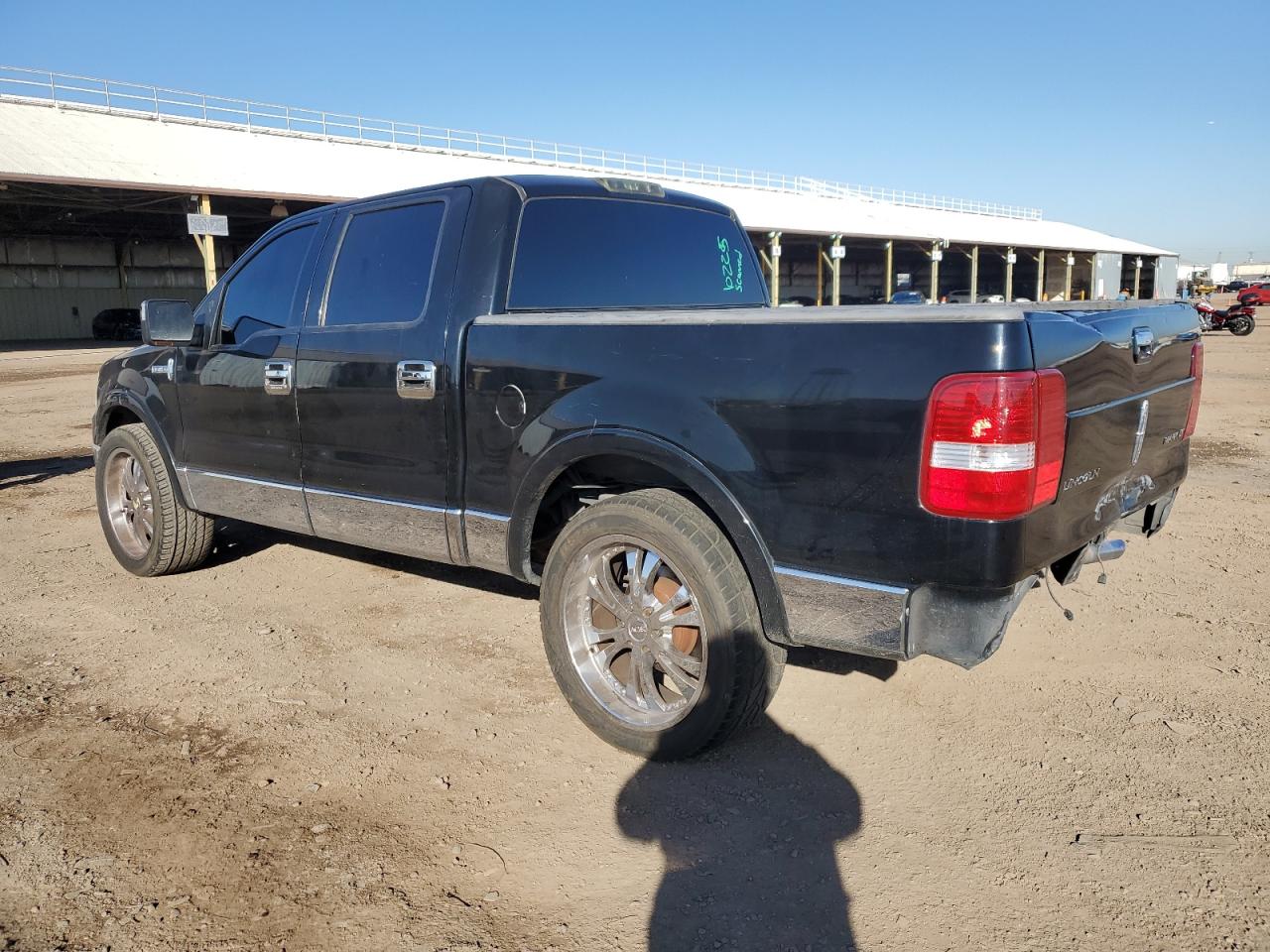 5LTPW16546FJ03916 2006 Lincoln Mark Lt