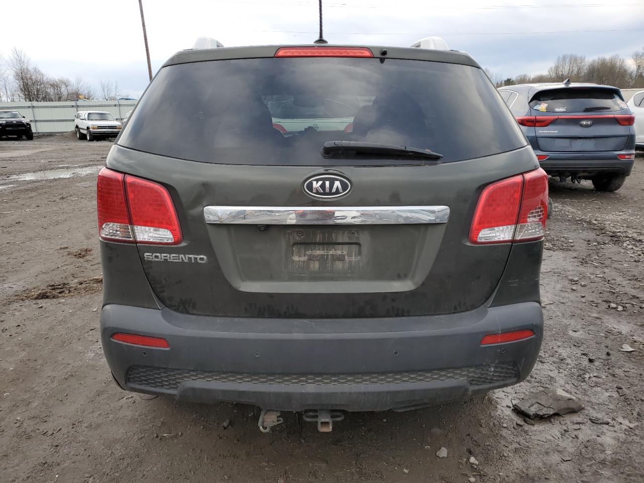 5XYKT3A66CG265900 2012 Kia Sorento Base