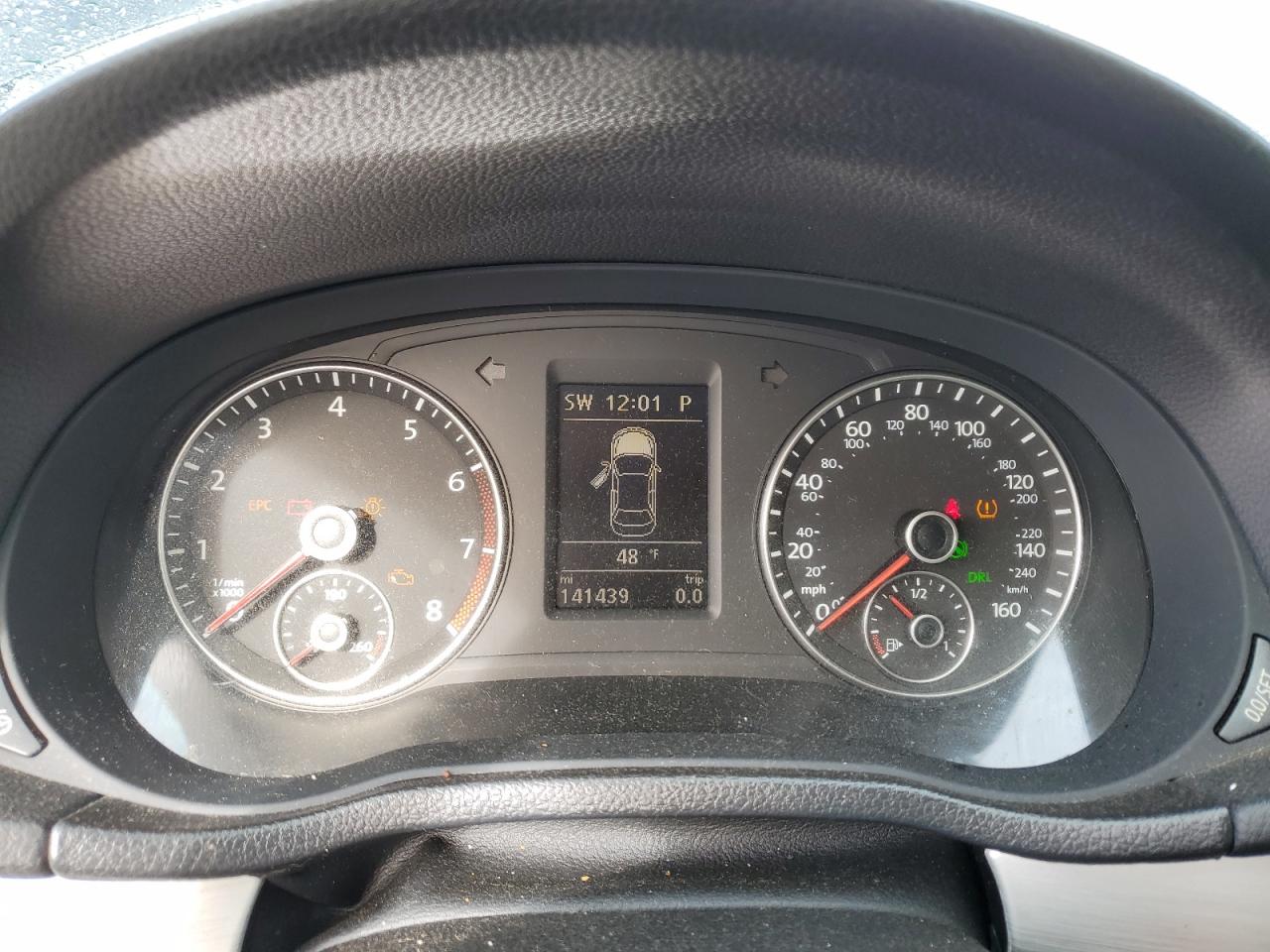 1VWBP7A33DC034957 2013 Volkswagen Passat Se