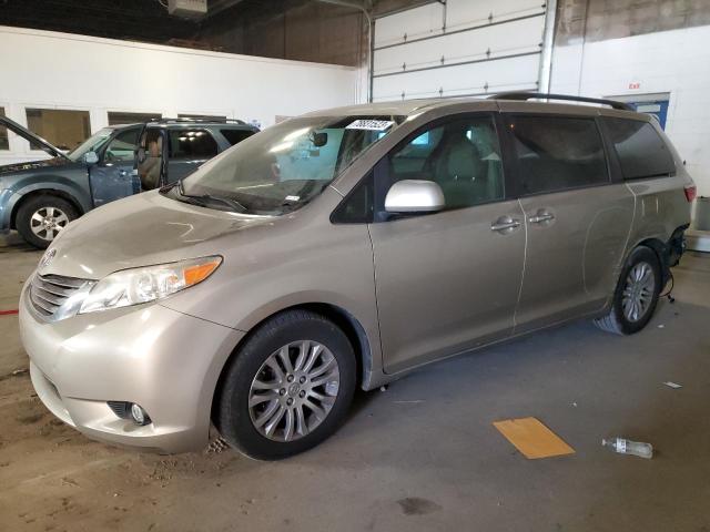 2016 Toyota Sienna XLE