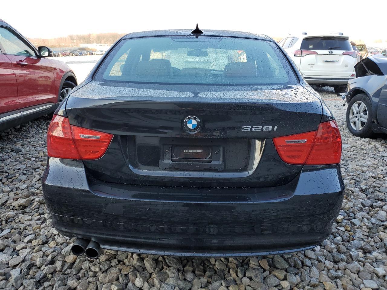 WBAPK73519A450186 2009 BMW 328 Xi
