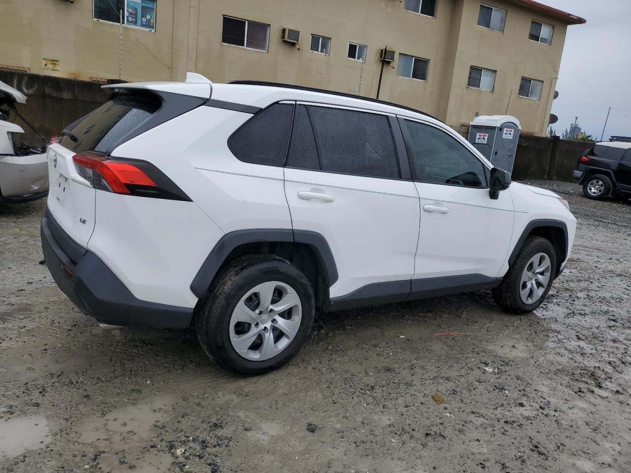 2T3H1RFV3KW050137 TOYOTA RAV4 2019