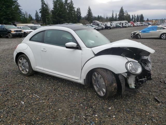 2016 VOLKSWAGEN BEETLE SE - 3VWJ17AT4GM601600