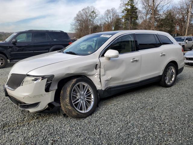 2013 Lincoln MKT 