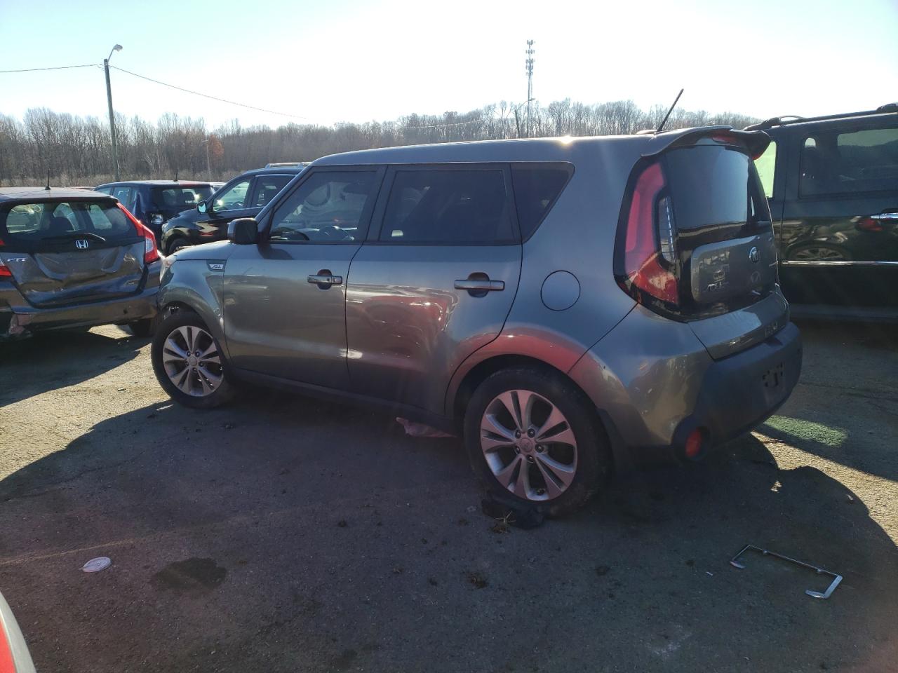 KNDJP3A52F7148811 2015 Kia Soul +