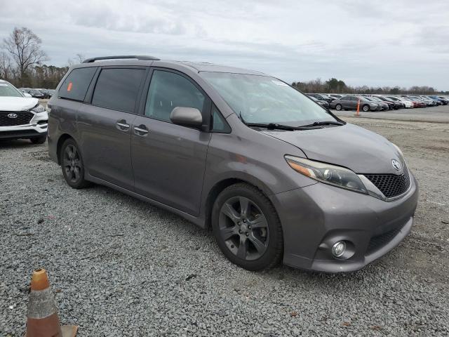 5TDXK3DC8GS728445 2016 TOYOTA SIENNA, photo no. 4