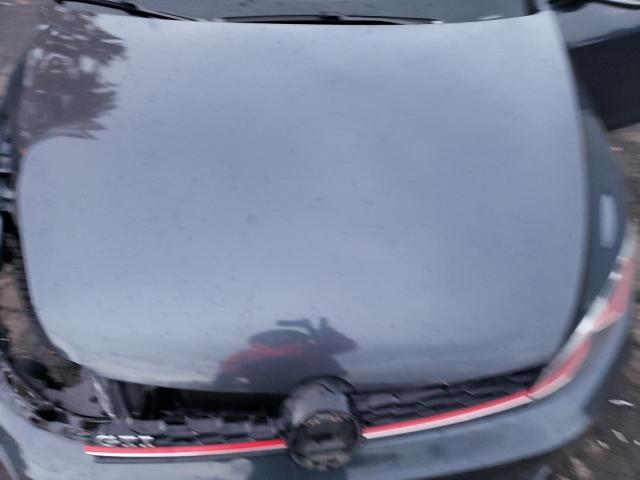 Lot #2492033553 2018 VOLKSWAGEN GTI S/SE salvage car