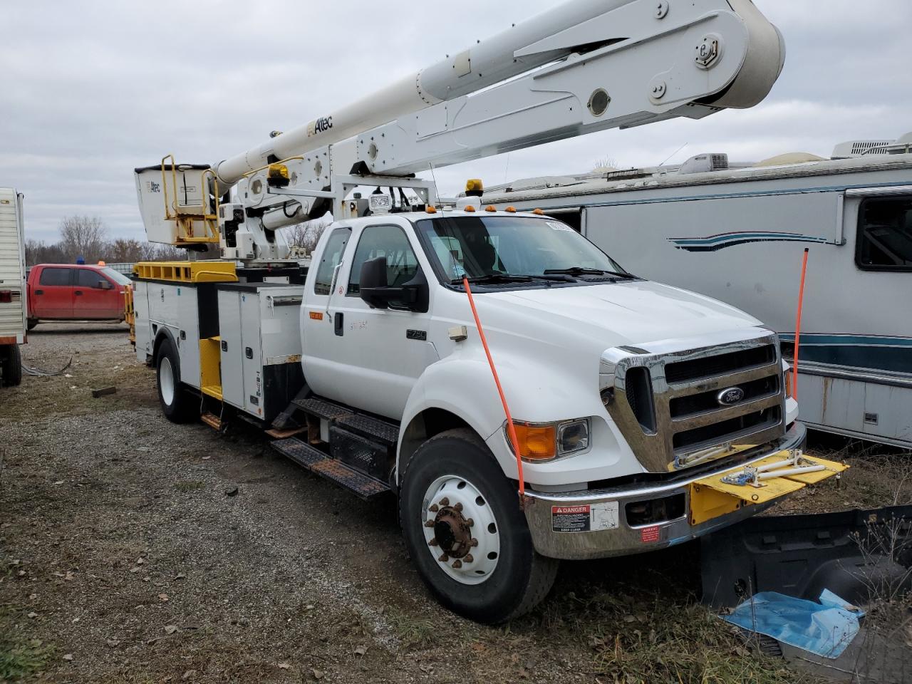 Lot #2339952343 2012 FORD F750 SUPER