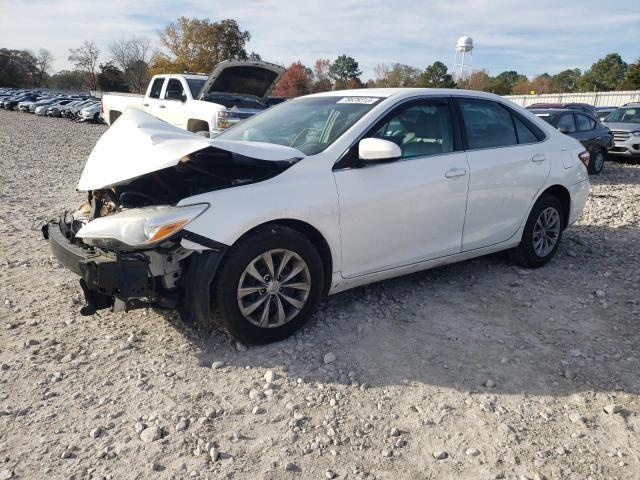 Lot #2314009817 2016 TOYOTA CAMRY LE salvage car