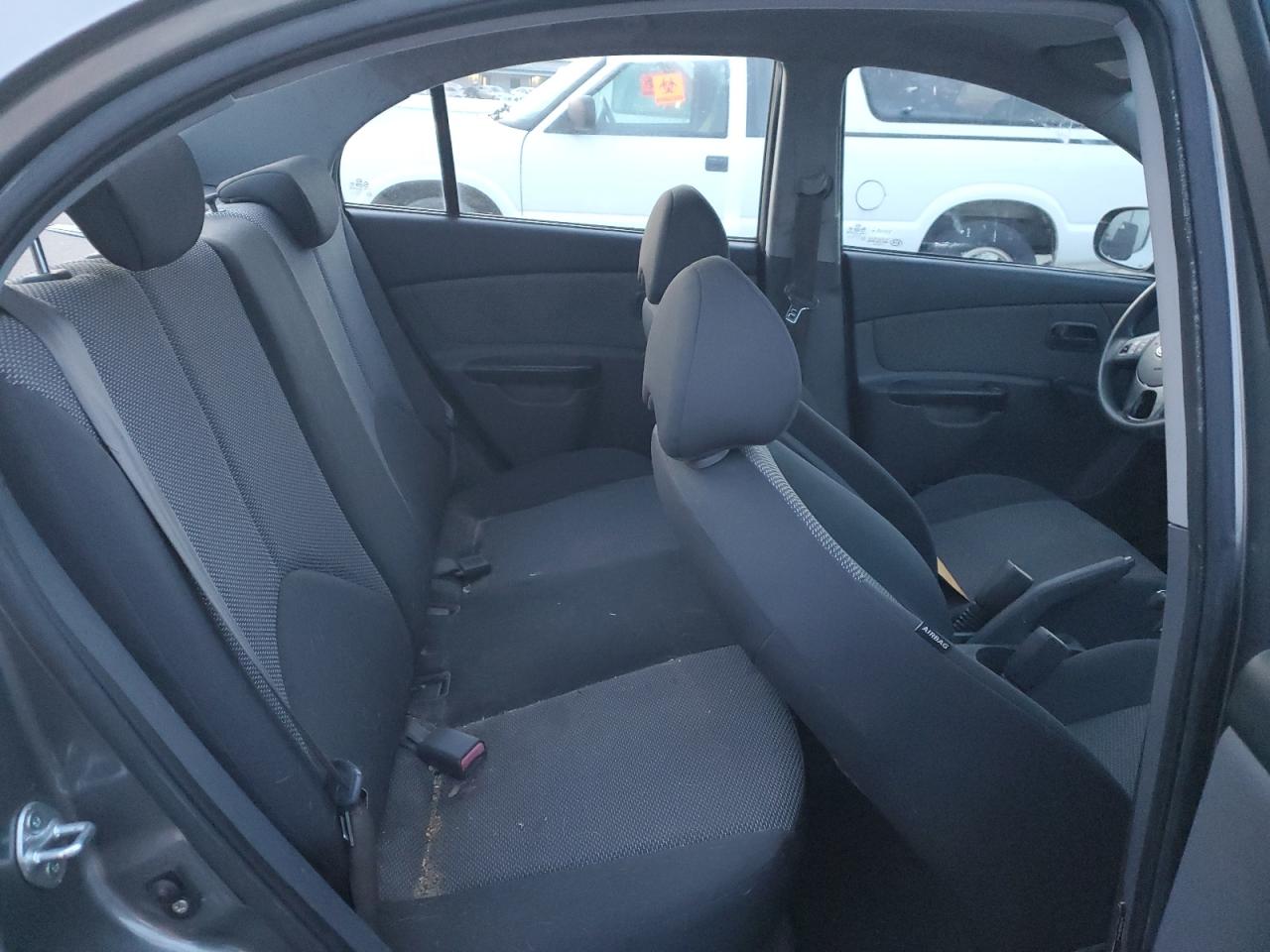 knadh4a39a6691843 KNADH4A39A6691843 2010 Kia Rio Lx