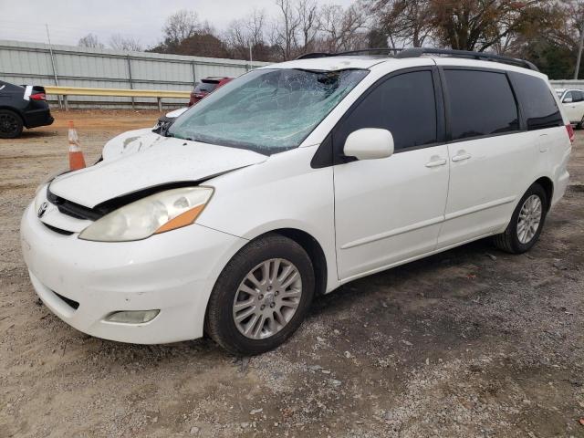 2010 Toyota Sienna XLE