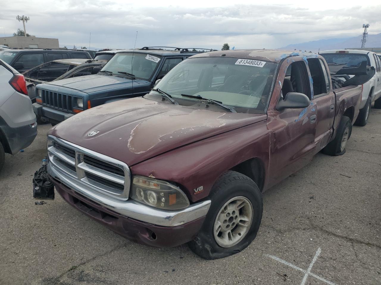 1B7GL2AN3YS654549 2000 Dodge Dakota Quad