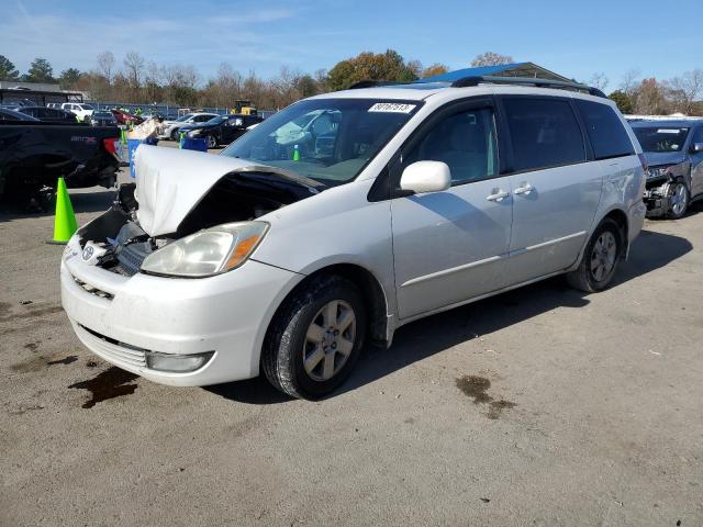 2004 Toyota Sienna XLE