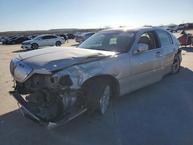 2006 Lincoln Town Car Signature