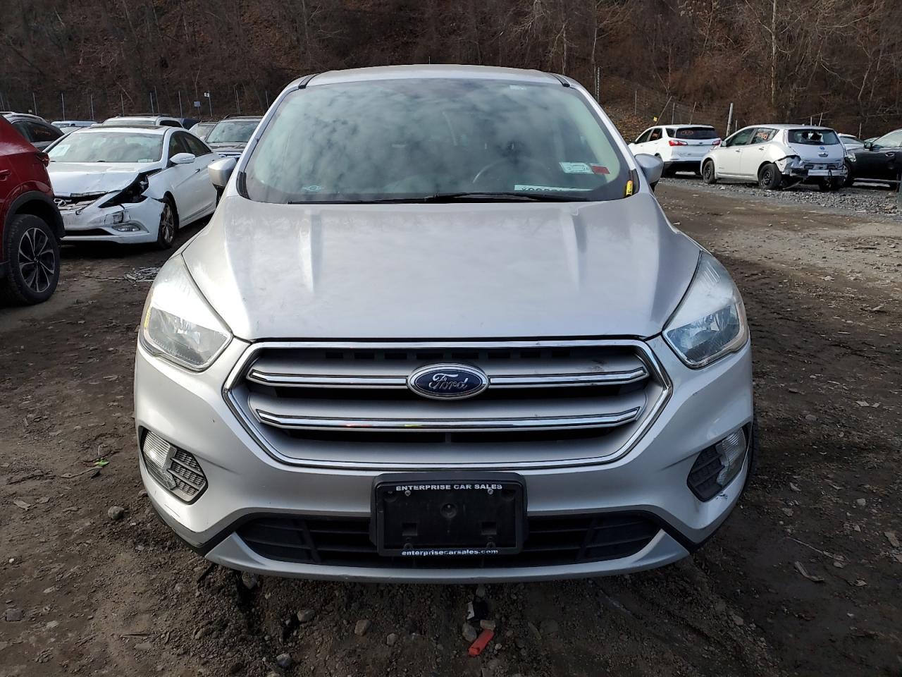 1FMCU9G94HUC96831 FORD ESCAPE 2017