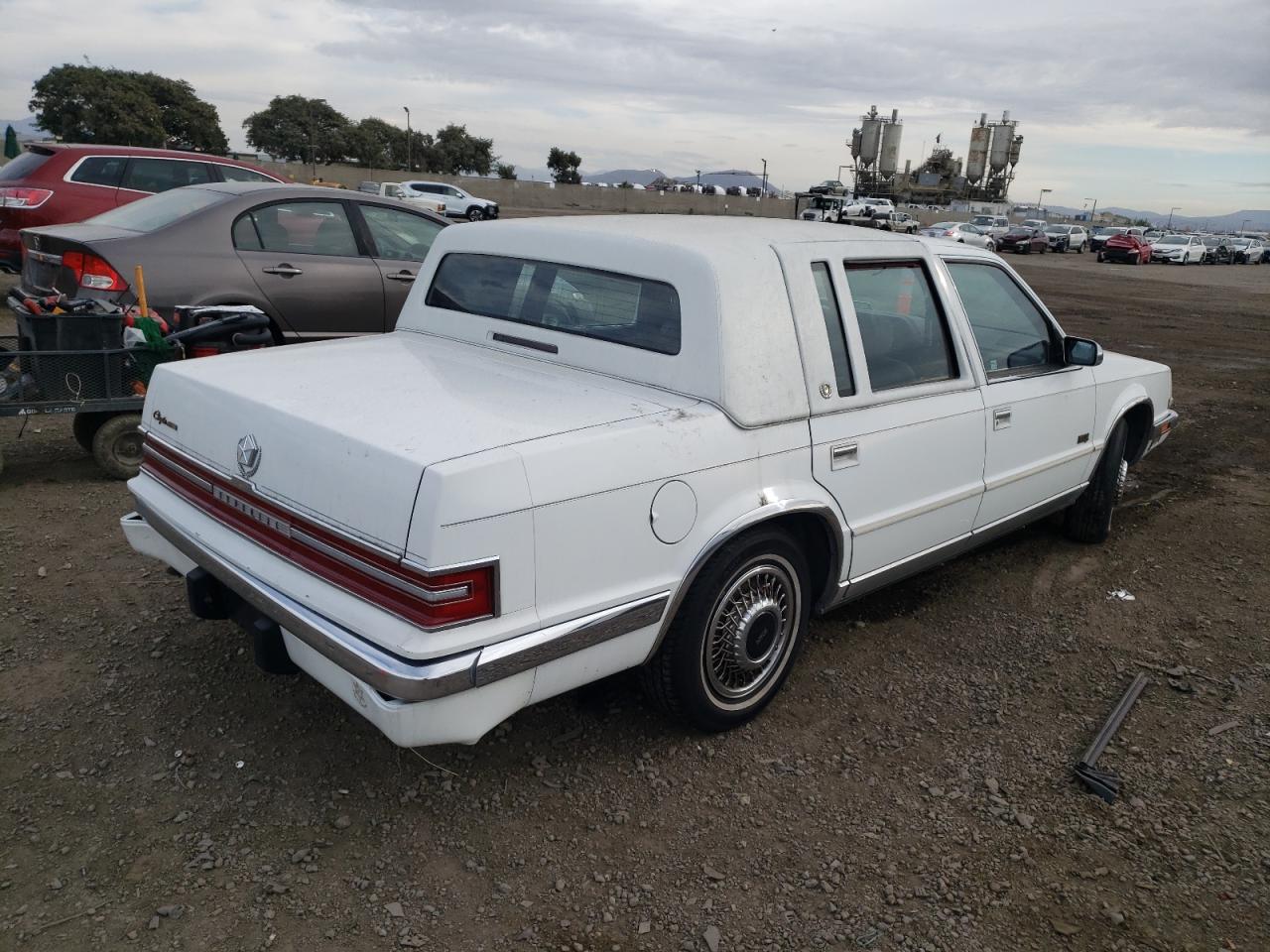 1C3XY56L2MD276513 1991 Chrysler Imperial