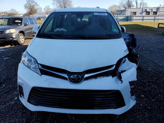 5TDKZ3DC9JS907882 | 2018 TOYOTA SIENNA LE