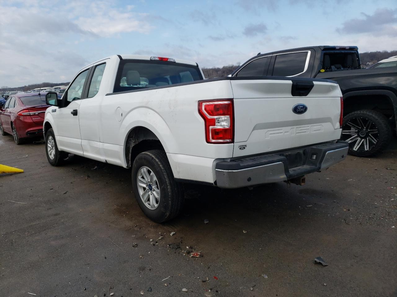 2018 Ford F150 Super Cab vin: 1FTEX1CB0JFB73603