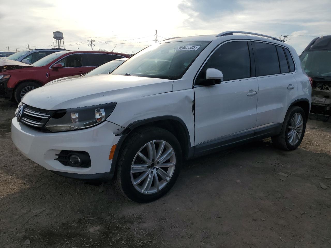 2013 Volkswagen Tiguan S vin: WVGAV3AX2DW614095