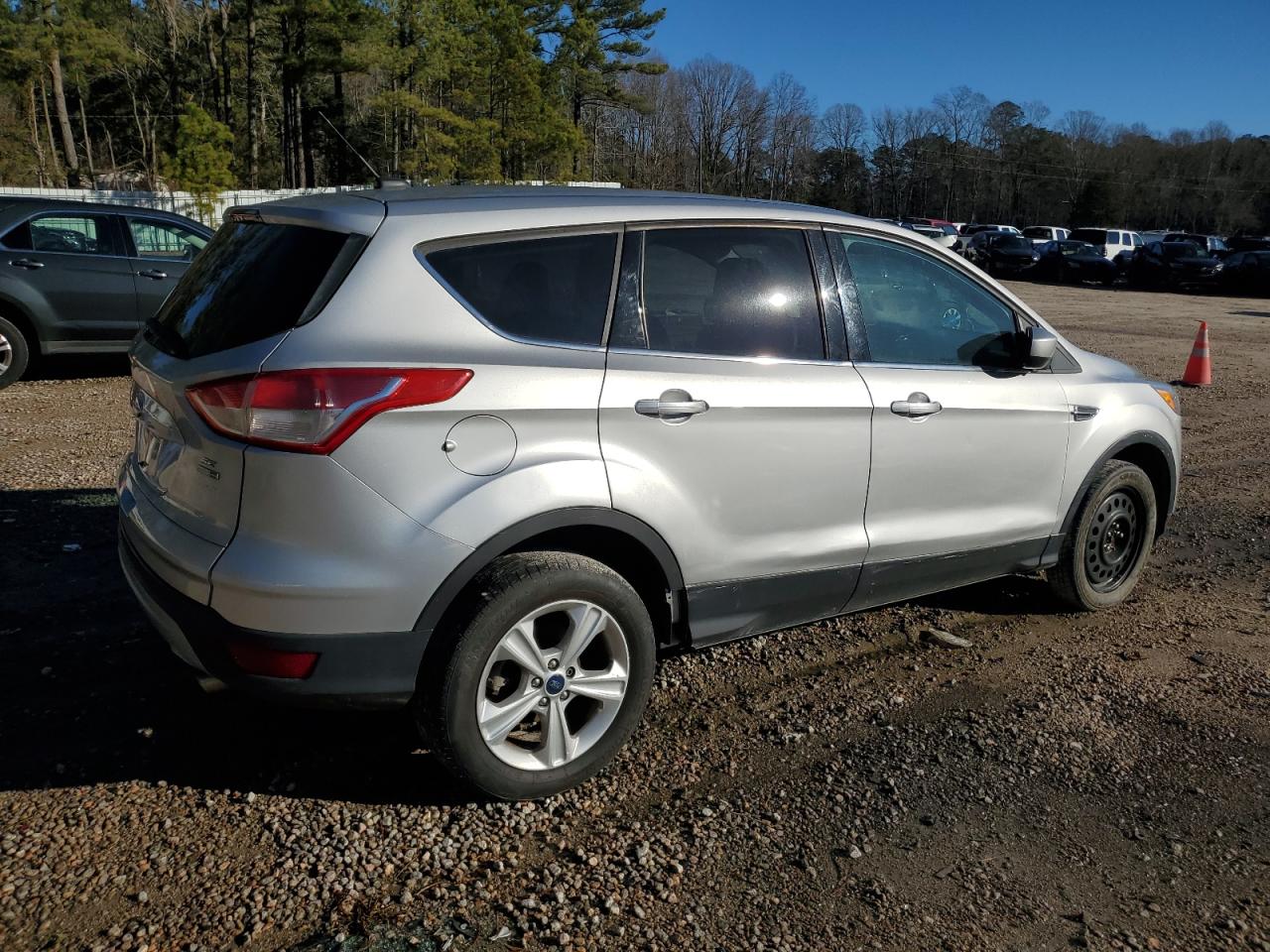 1FMCU9GX0GUC23582 2016 Ford Escape Se